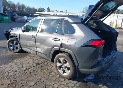 2024 Toyota Rav4 Hybrid Xle z USA, uszkodzony, nr VIN JTMRWRFV9RD237606